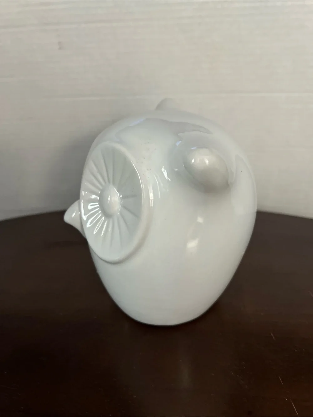 Pier 1 Glossy White Ceramic Owl Accent